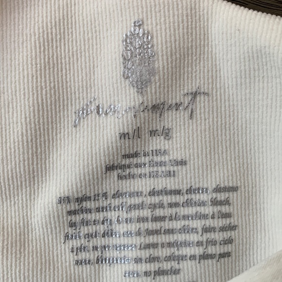 NWOT! FP Free People Movement Tighten Up Low Back Tank Sz M/L - Picture 7 of 7